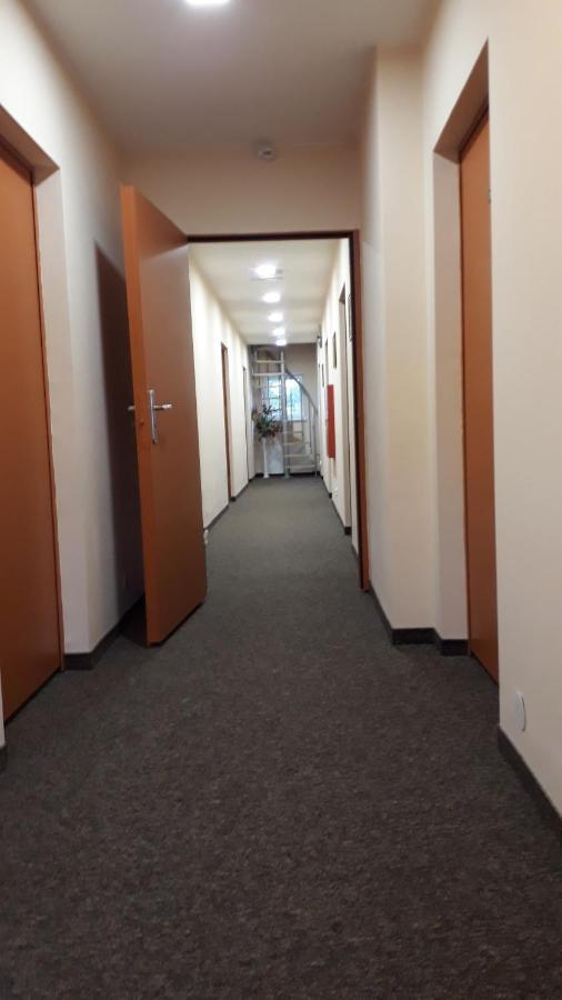 Hotelik Sj Łódź Dış mekan fotoğraf