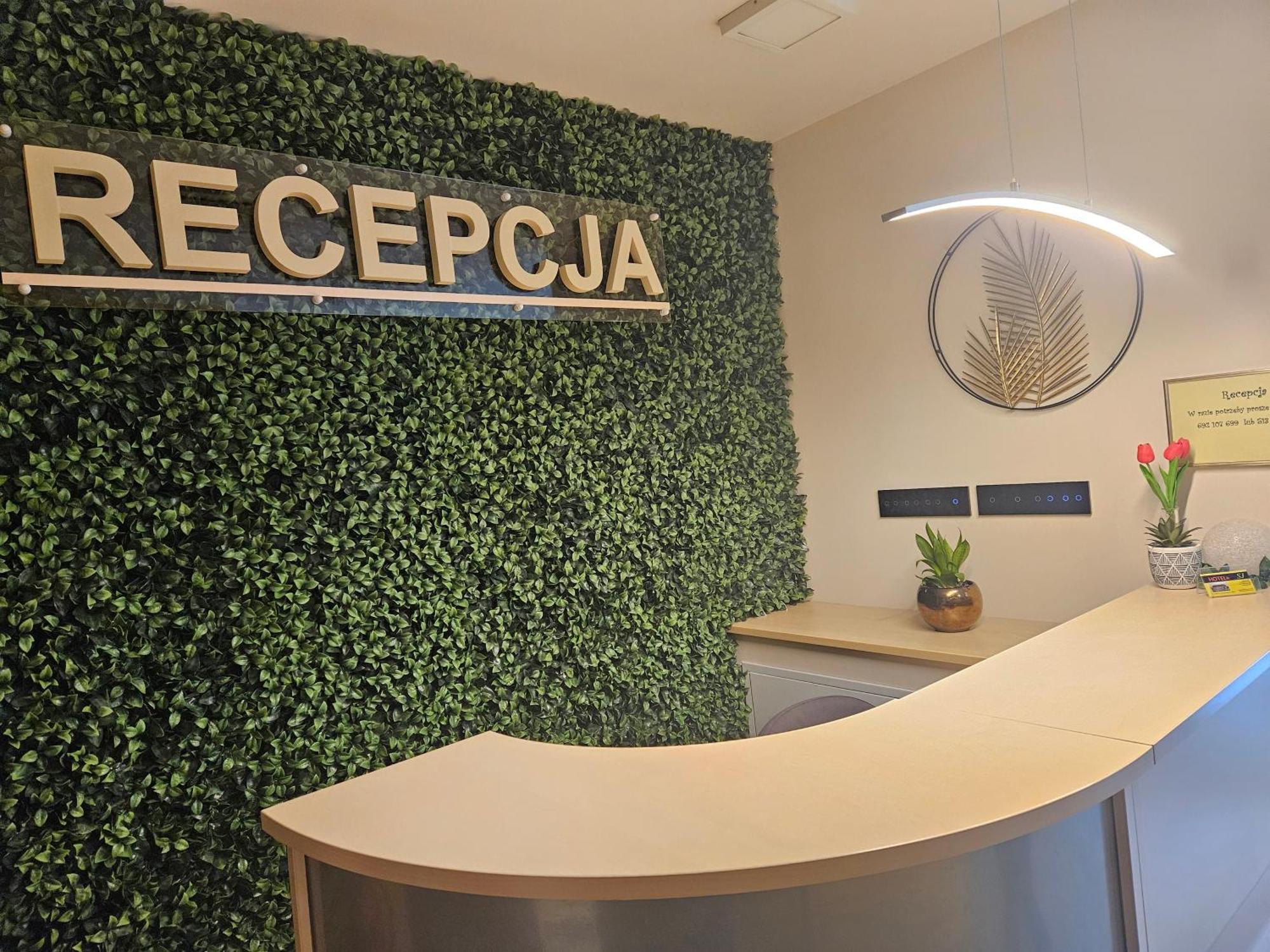 Hotelik Sj Łódź Dış mekan fotoğraf